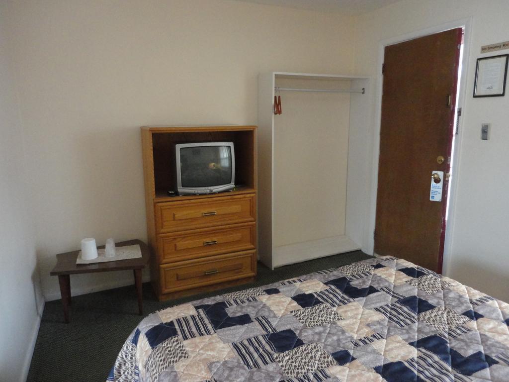 Motel Hipwell's